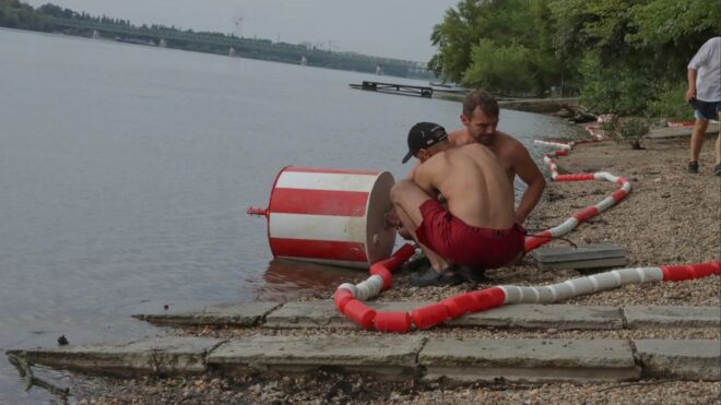 Holnaptól ingyen fürödhetünk Budapest egyetlen dunai strandján