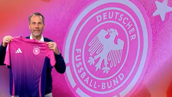 Üzenet? Csak Magyarország ellen játszik különös mezében a Nationalelf