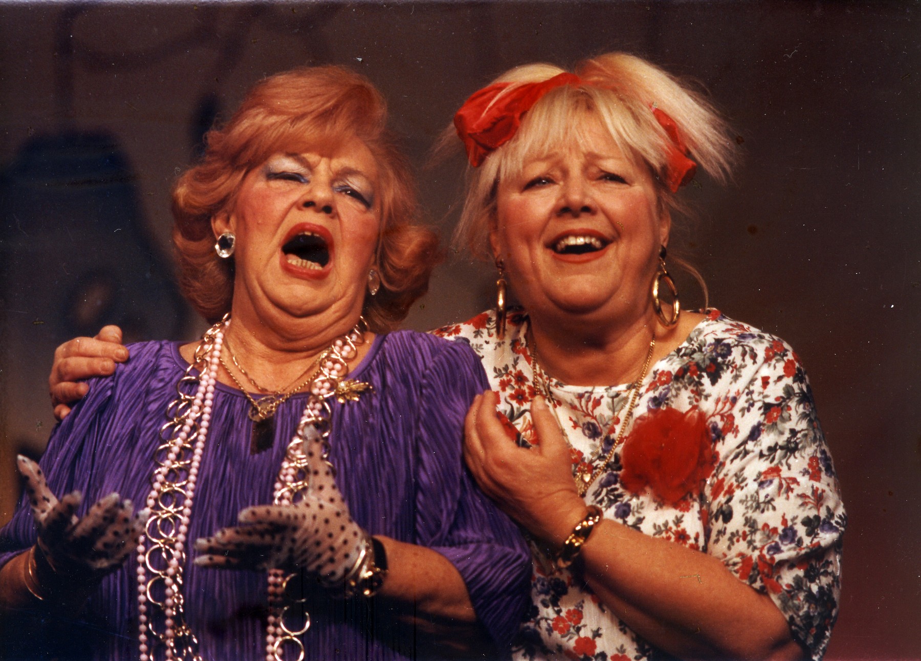 Lórán Lenke és Csala Zsuzsa