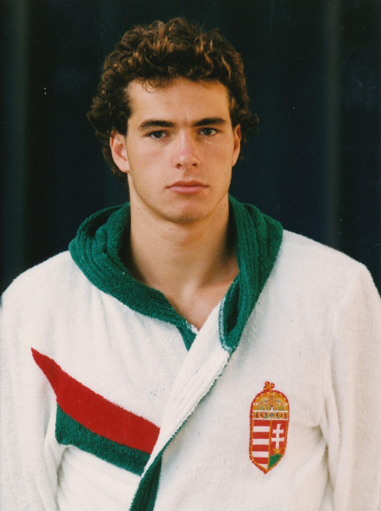 A 25. barcelonai olimpiára készülő vízilabda válogatott portréi. A képen: Benedek Tibor. (Fotó: Archívum Story-Best)