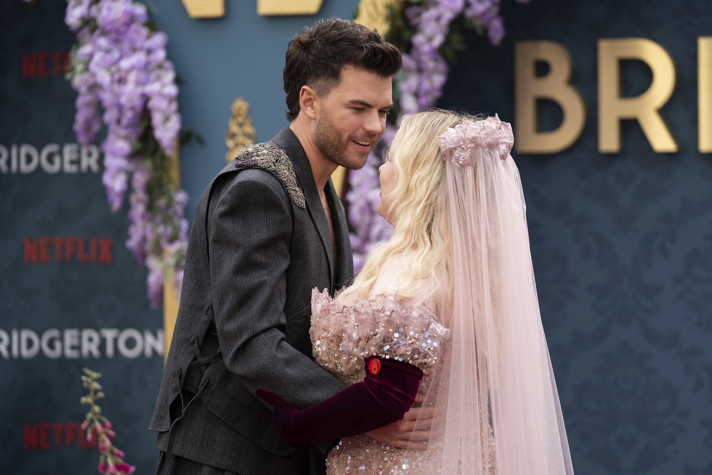 Nicola Coughlin és Luke Newton