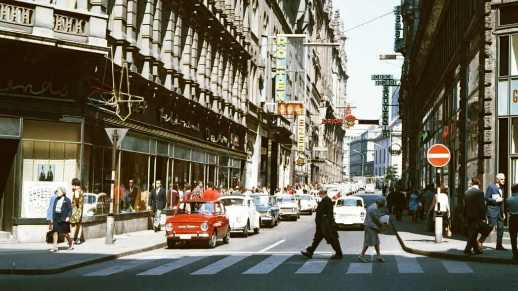 Élet a plázák előtt: ezek az üzletek tarkították a Váci utcát a '70-es években