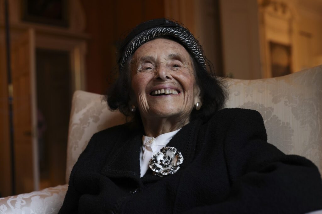 Lily Ebert a Downing Street 10-ben (Fotó: Profimedia)