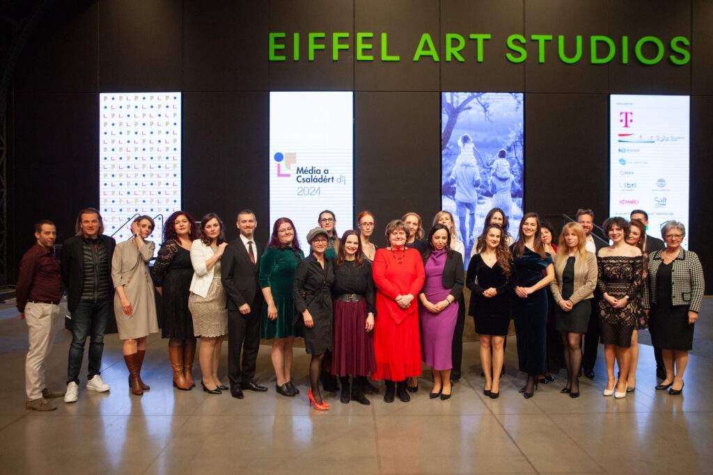 Jelöltek és díjazottak