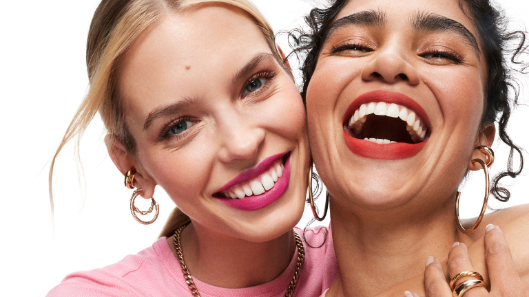 Öltöztessük idén is trendi árnyalatokba ajkainkat!