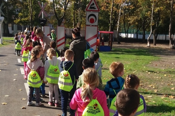 Kiváló program a csepeli KRESZ-pálya