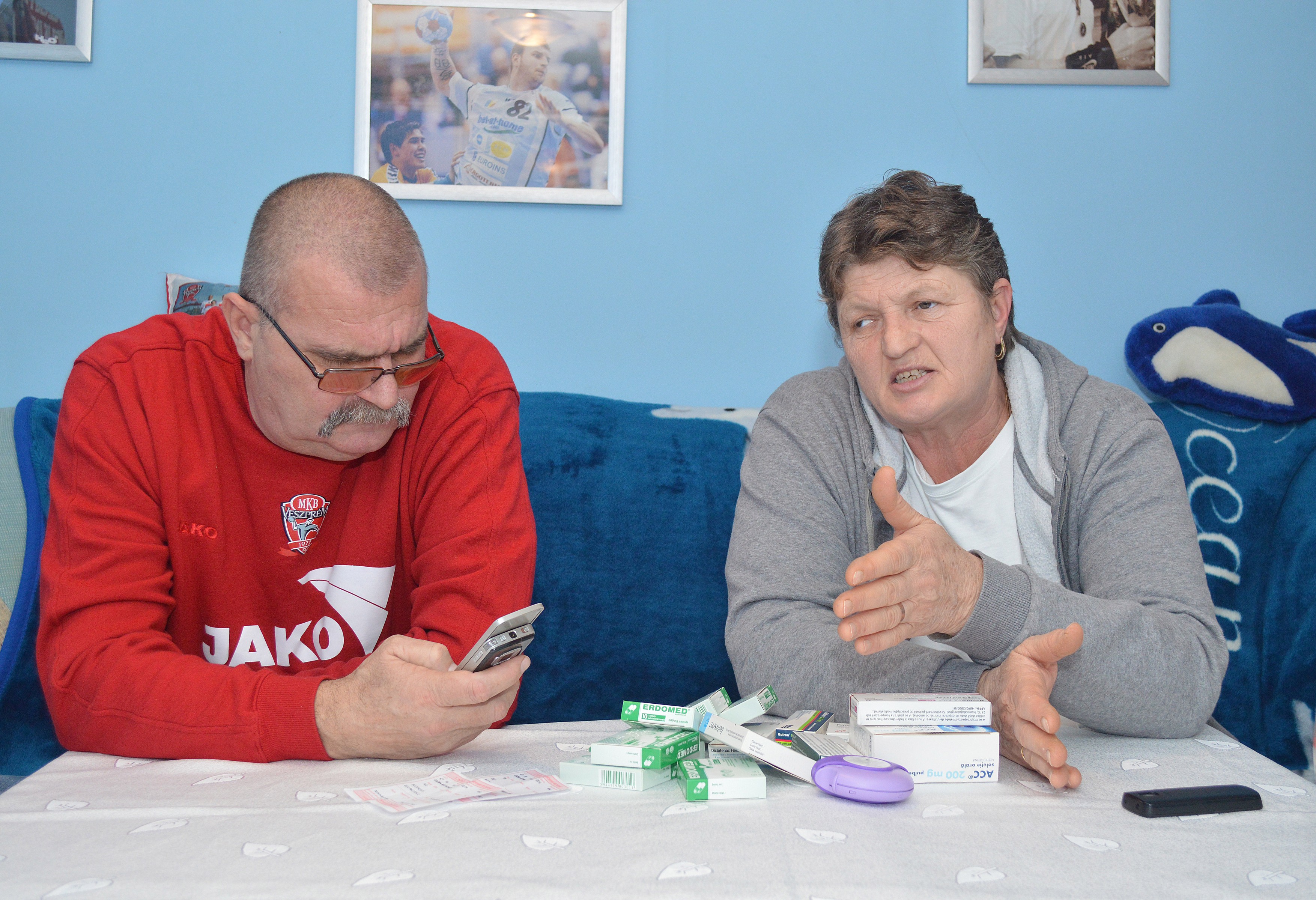 A 2009-ben Veszprémben meggyilkolt román kézilabdázó, Marian Cozma szülei.