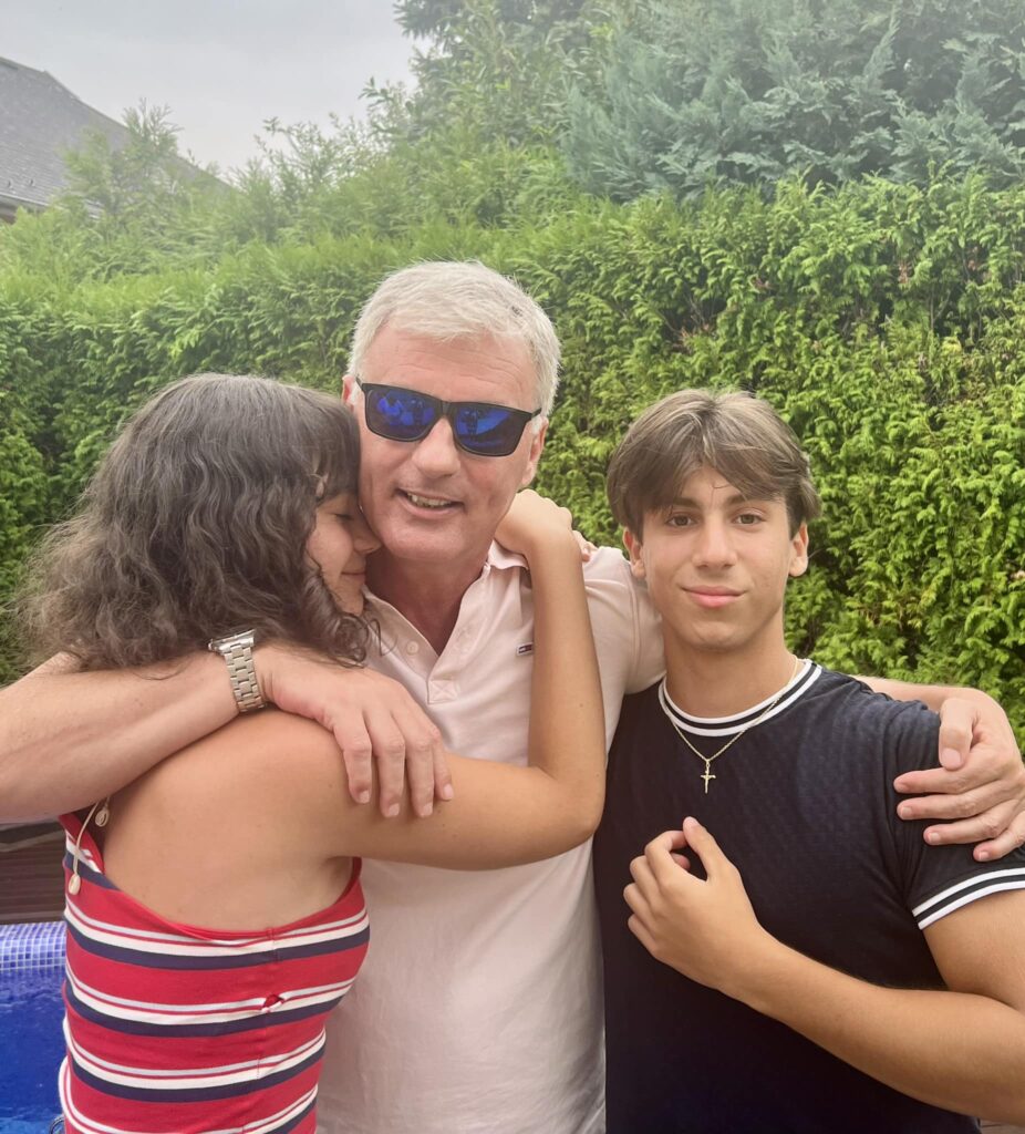 Szellő István a gyerekeivel