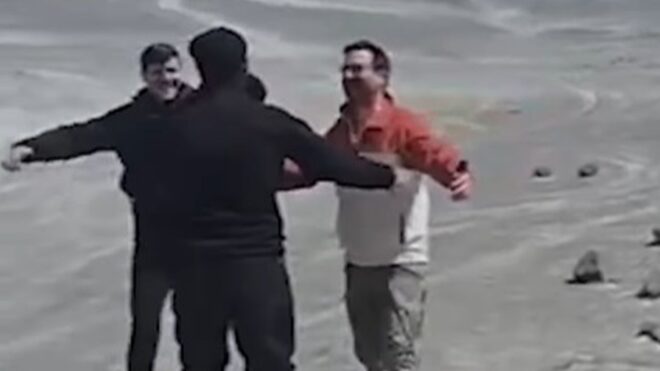 Magyar turistát mentettek a világ legmagasabb vulkánjáról