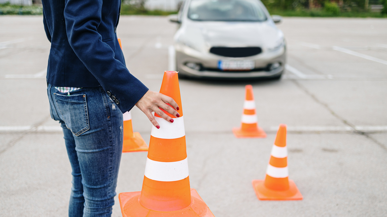 autósiskola, fotó: iStock