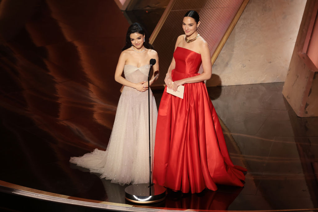 Rachel Zegler Gal Gadot