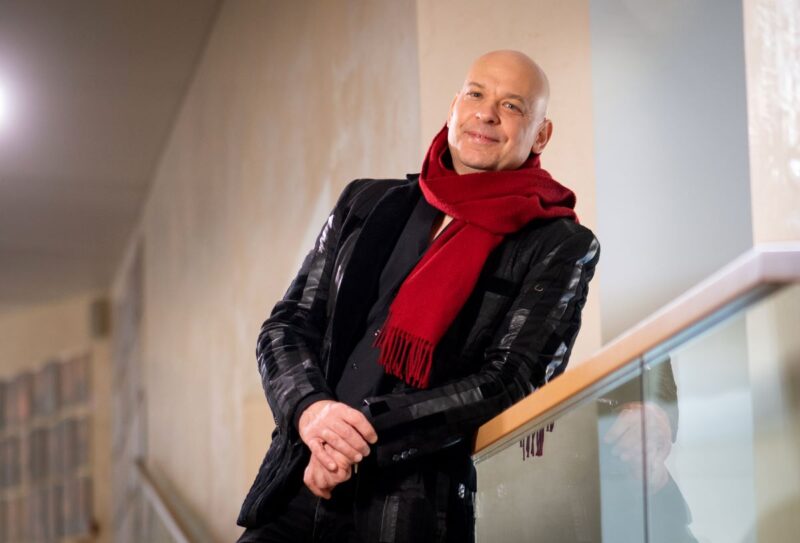 Koncertteremben ülve, zenehallgatás közben is tudsz fát ültetni