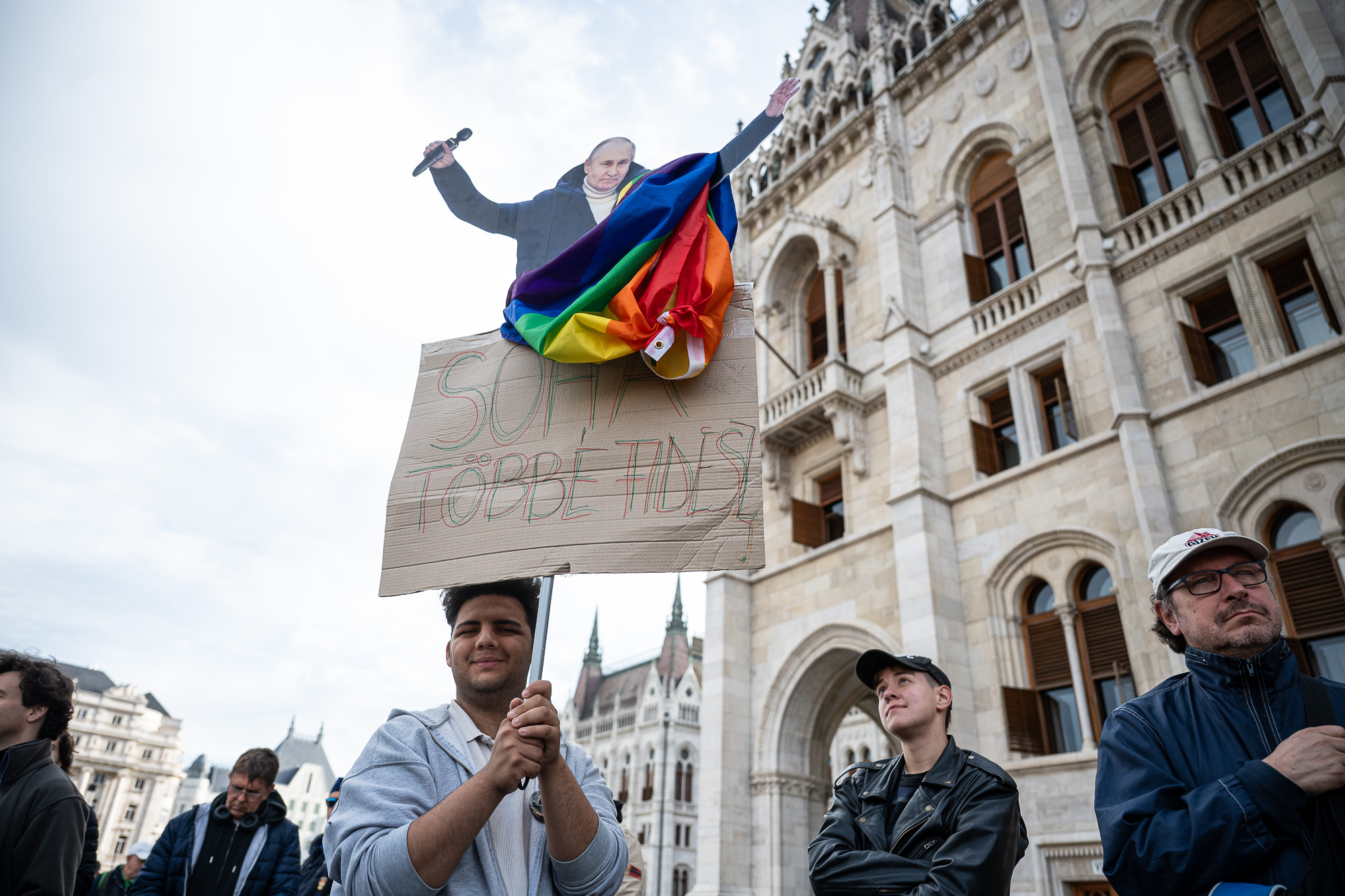Tüntetés az átláthatósági törvény ellen