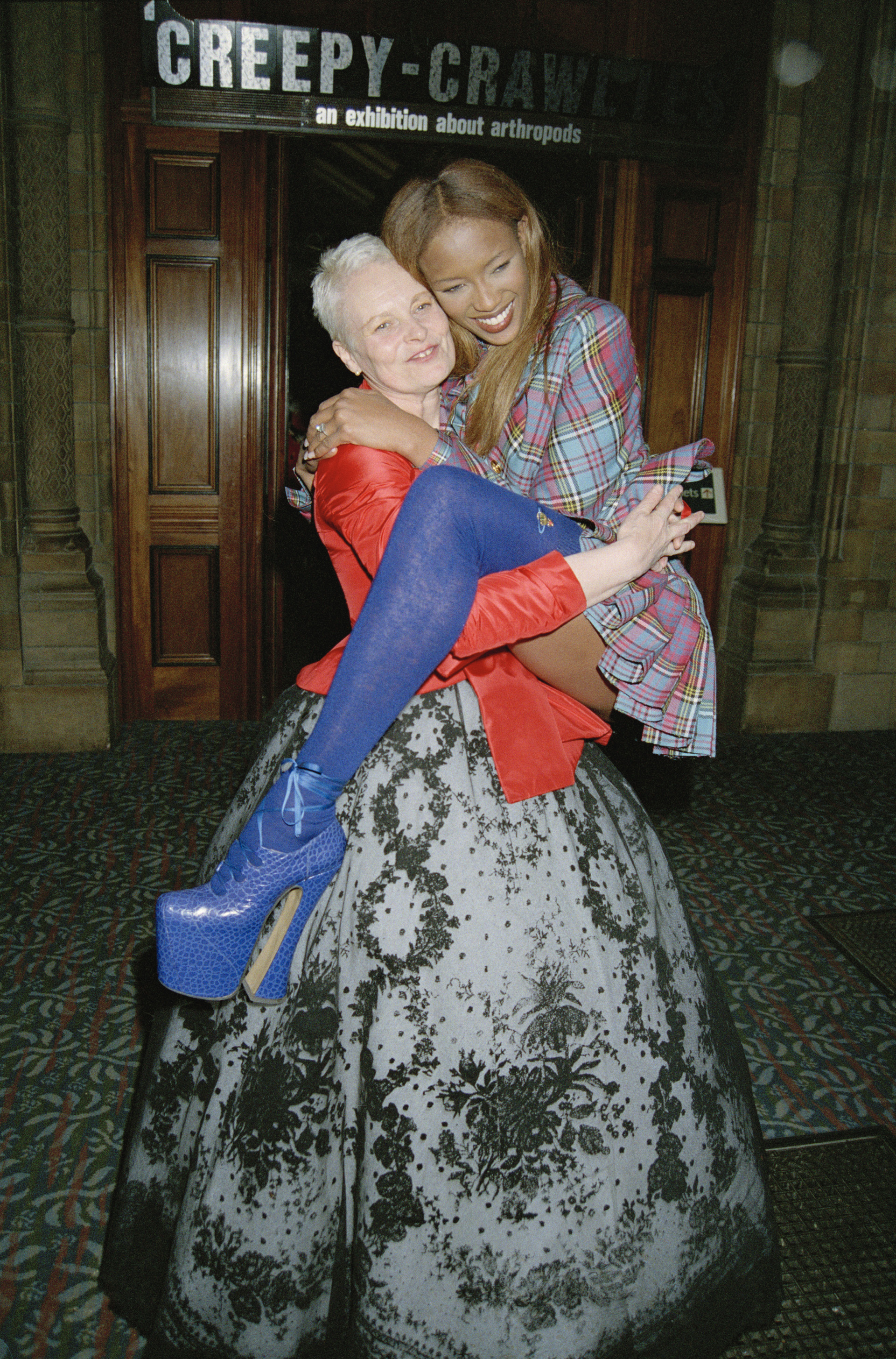 Naomi Campbell és Vivienne Westwood