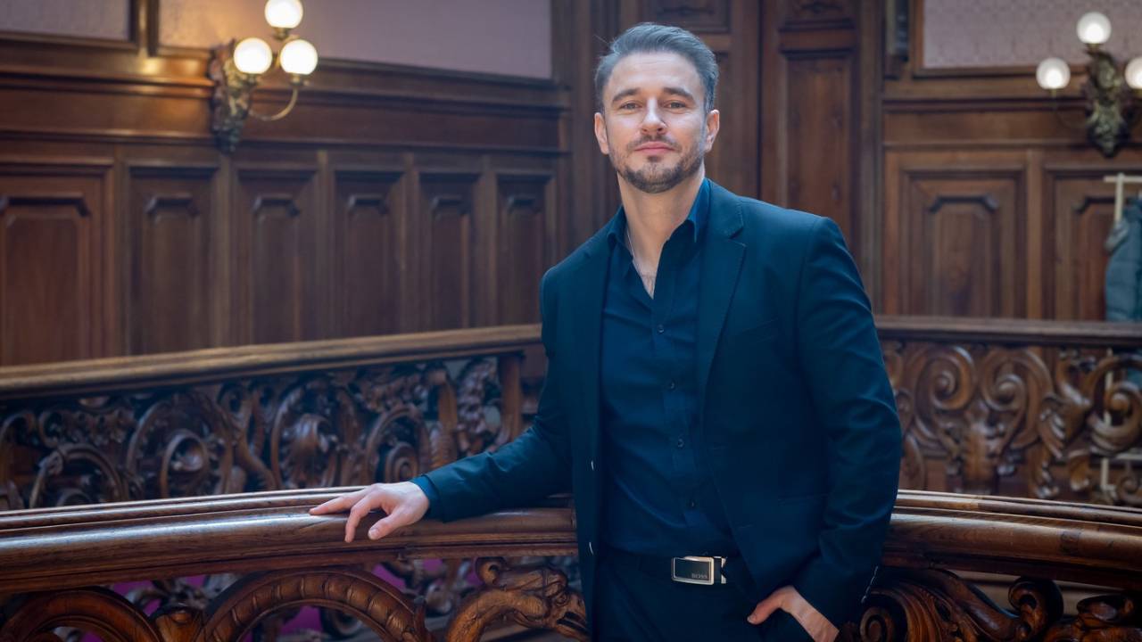 sándor péter fizetése