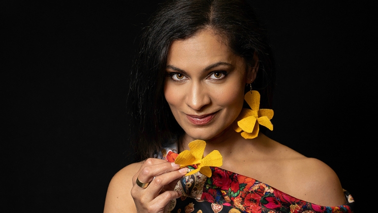 ROMAZURI a Kristály Színtéren – női történetek, roma hangok, közös kérdéseink