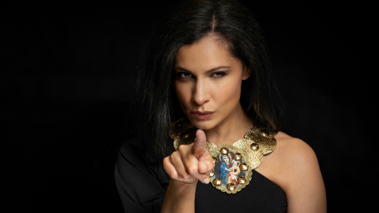 ROMAZURI a Kristály Színtéren – női történetek, roma hangok, közös kérdéseink