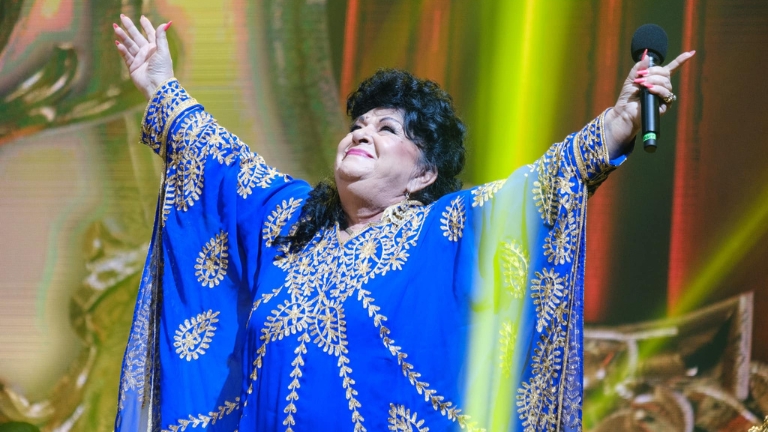 ROMAZURI a Kristály Színtéren – női történetek, roma hangok, közös kérdéseink