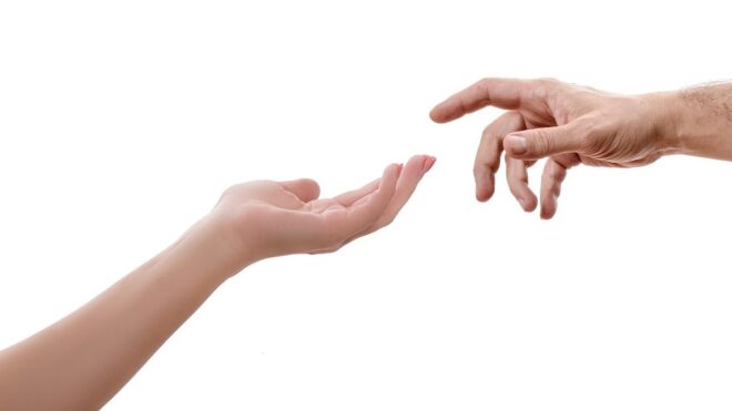 Mit jelent, ha valaki áramütést okoz az érintésével a tudomány szerint?