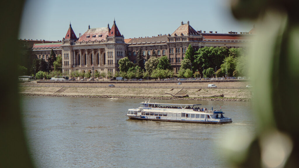 Egy nyári nap a Dunán