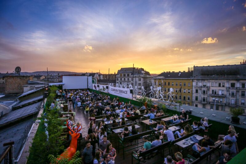 Ingyenes vetítésekkel várja a nézőket a Paramount nyári mozija