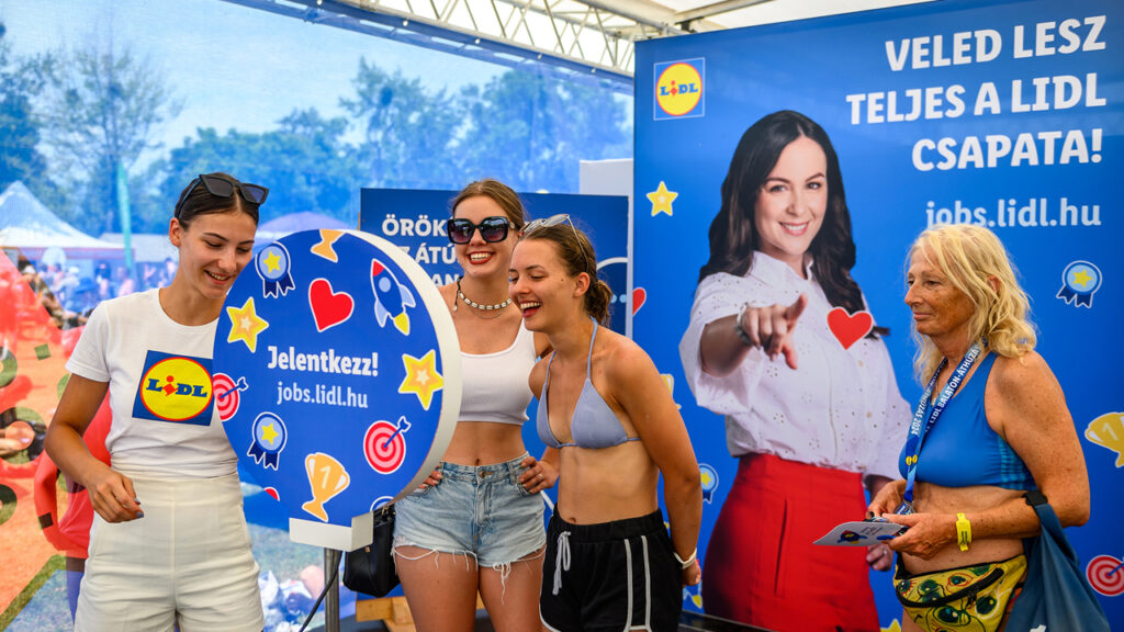 A nyár legjobban várt kihívása a Balaton-átúszás!