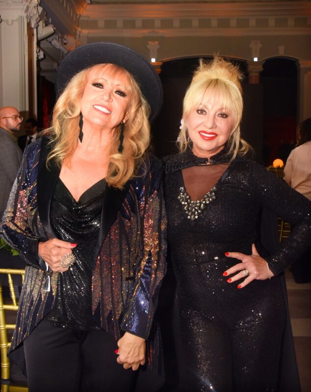 Csepregi Éva és Zoltán Erika a Story Csillagok - Story magazin díjátadó gálán 2024. a Madame Tussauds Panoptikumban - Fotó: Olajos Piroska / Fotócentrál