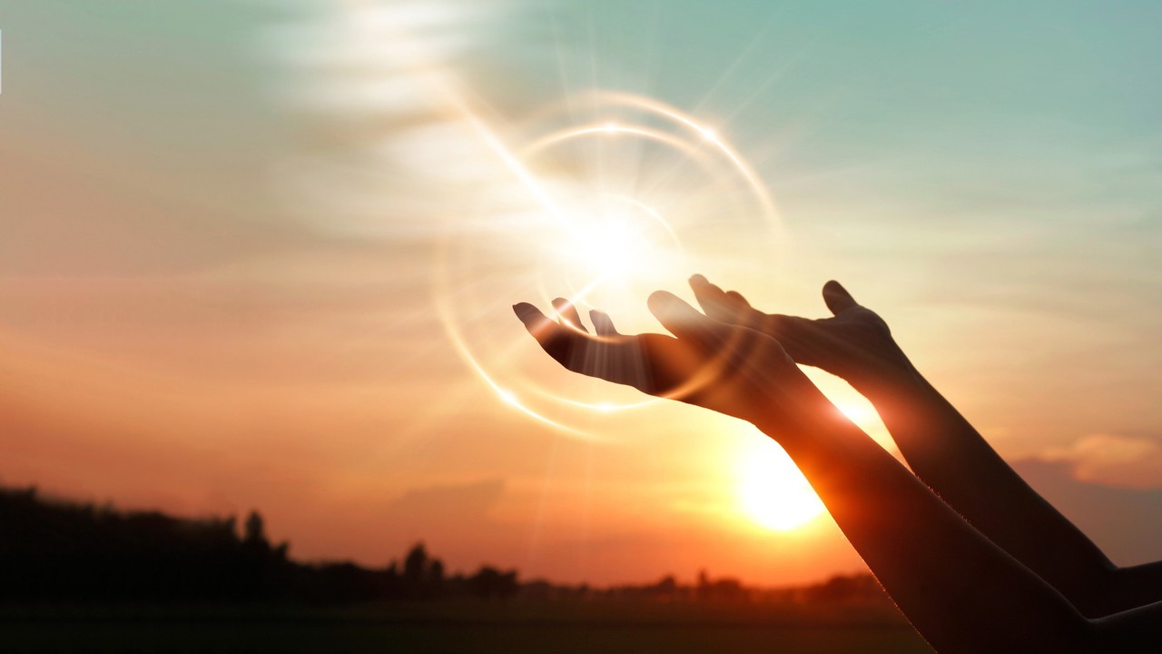 Nyílik a Szíriusz-portál, ezt hozza