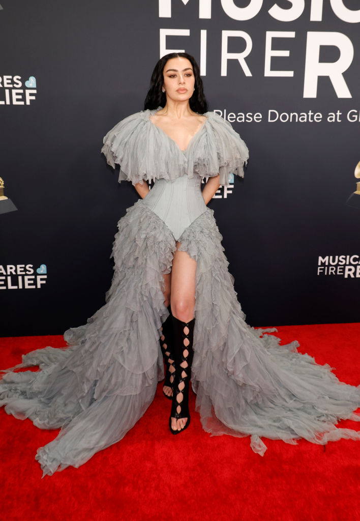 Charli XCX a 2025-ös Grammy-gálán