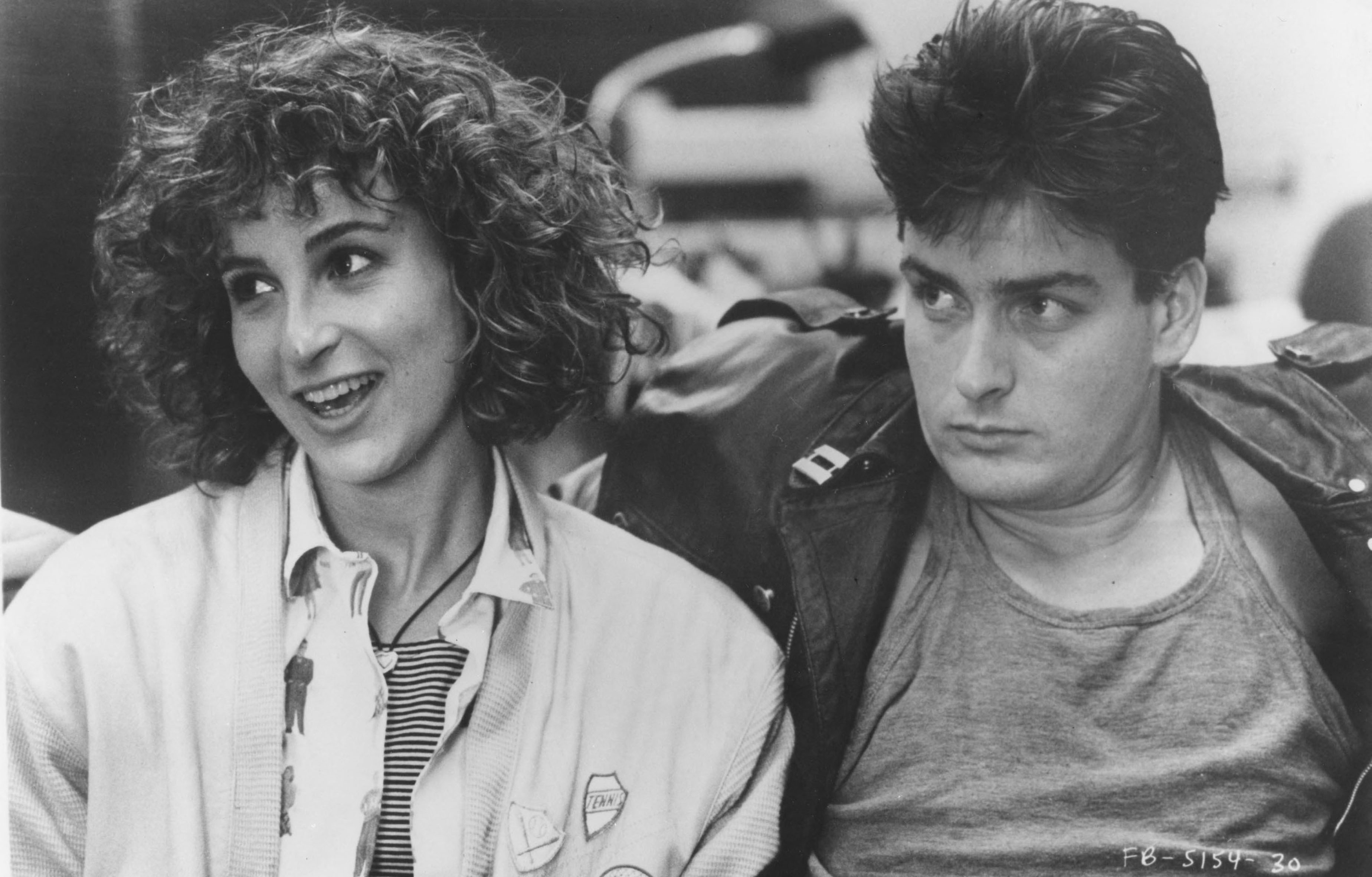 Charlie Sheen és Jennifer Grey