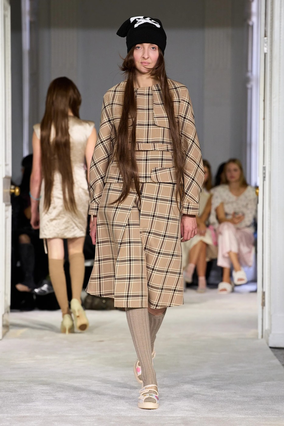 Ashley Williams 2026 tavaszi-nyári divatbemutató egyik modellje