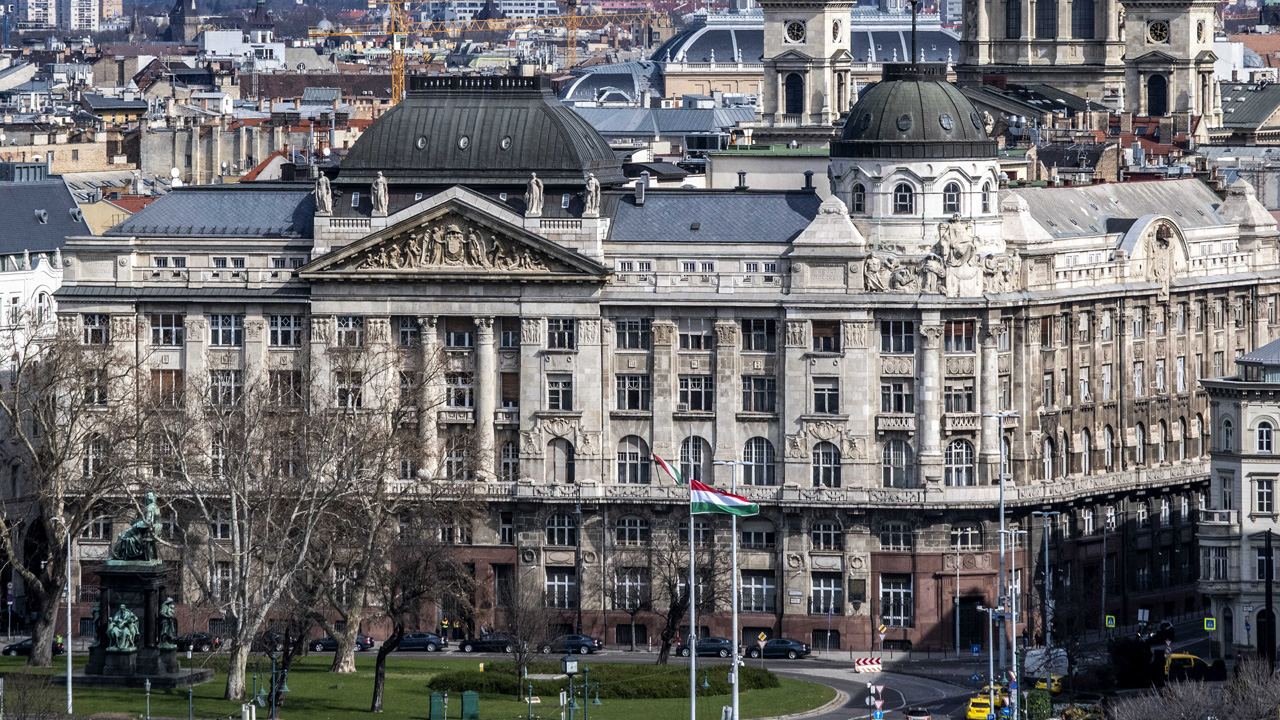 A Belügyminisztérium épülete a Széchenyi István téren - fotó: MTI/Róka László