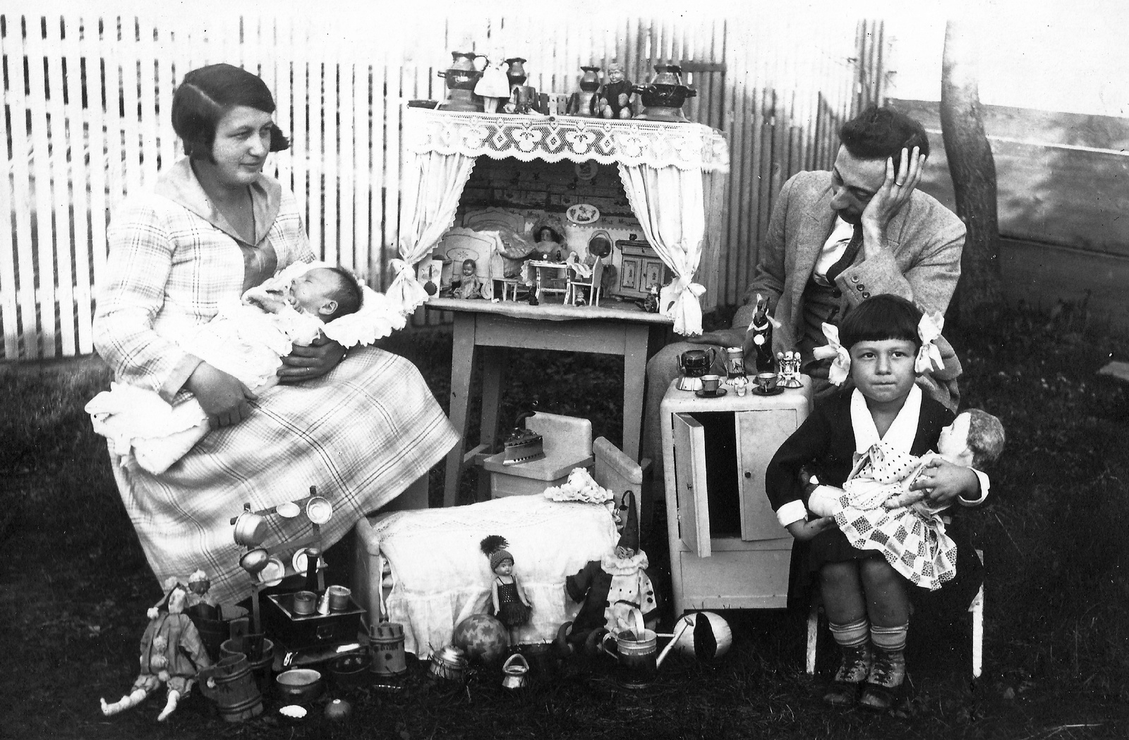 gyerekjáték 1935-ből, Tied az egész világ