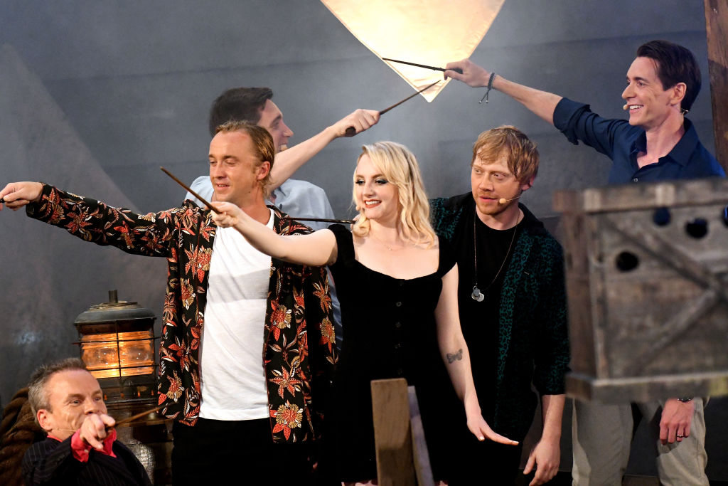 Tom Felton a hullámvasút megnyitóján