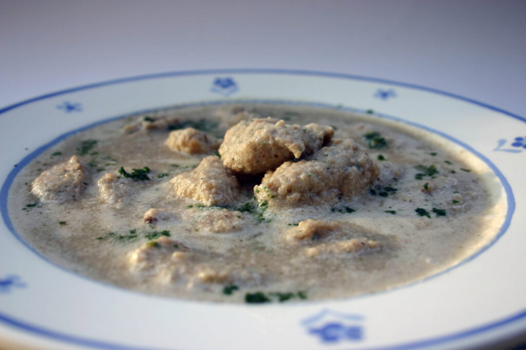 Gombakrémleves gombagaluskával