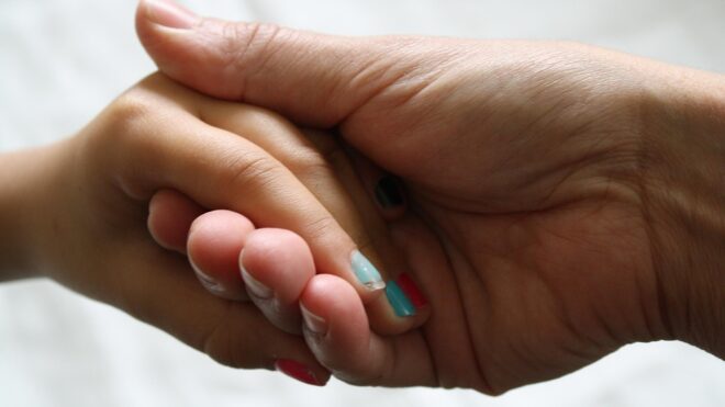 Ezért ne kezeld úgy a gyerekedet, mintha a legjobb barátja lennél!