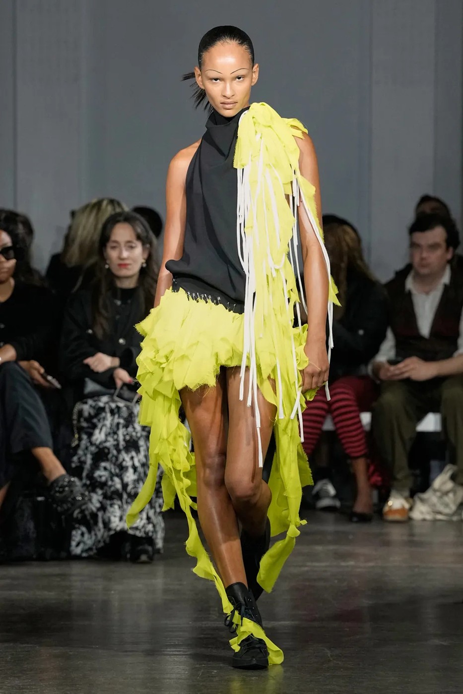 Jawara Alleyne 2026 tavaszi-nyári divatbemutató egyik modellje