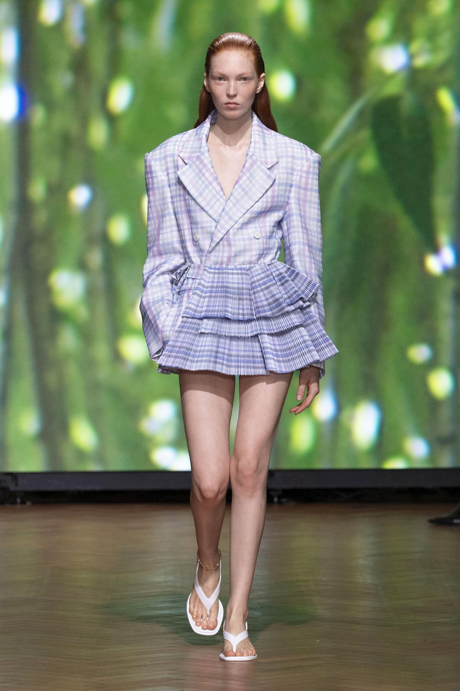 Kent&Curwen 2026 tavaszi-nyári divatbemutató egyik modellje