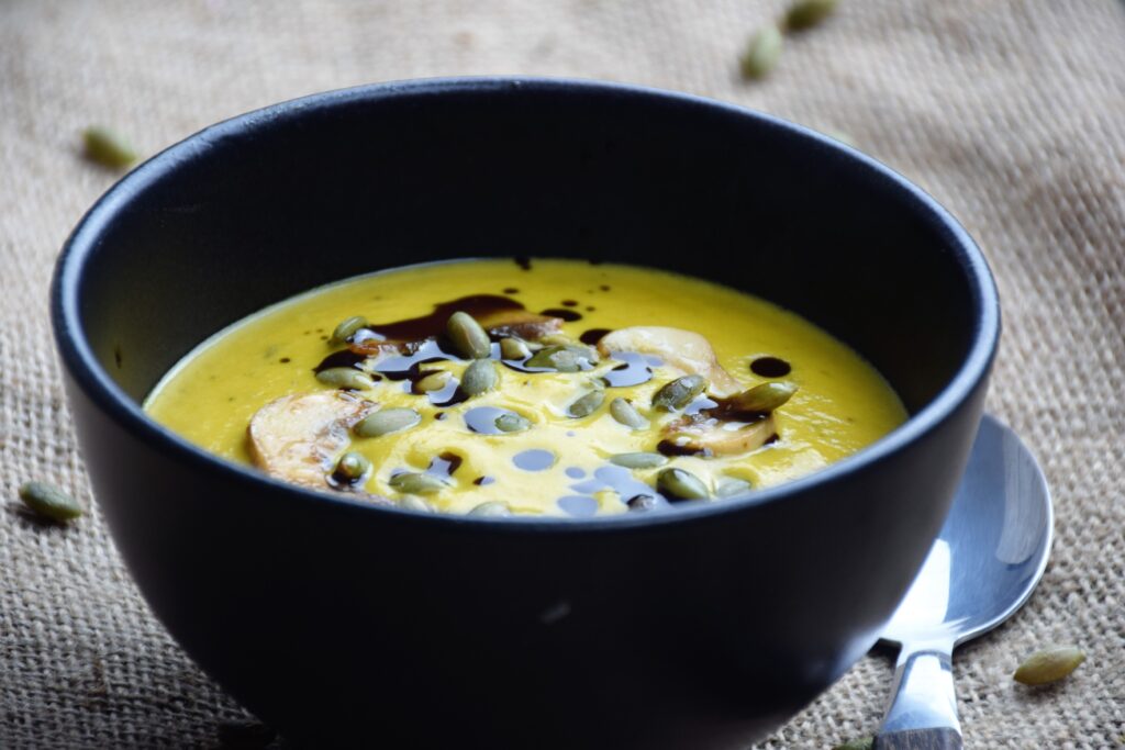 Őszi tökmagos gombakrémleves