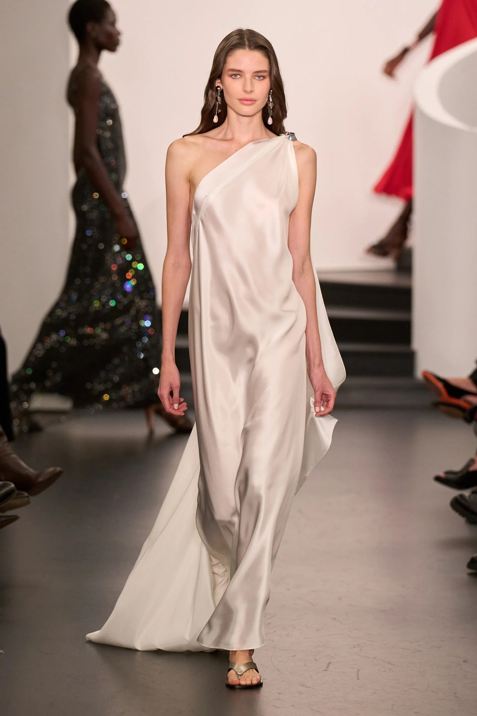 Ralph Lauren 2026 tavaszi-nyári divatbemutató egyik modellje