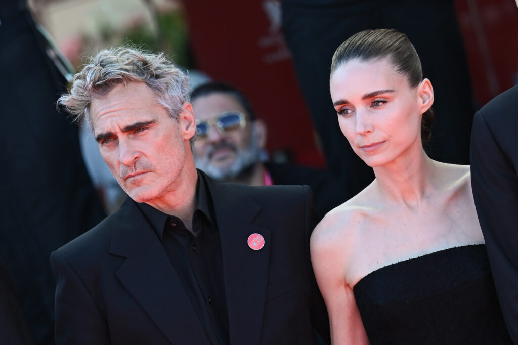 Joaquin Phoenix és Rooney Mara