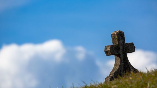 Gyermeke temetésén halt meg az apa, miközben a koporsóját vitte