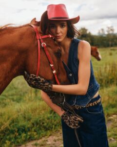 Hogyan alkothatsz ellenállhatatlan szetteket mellénnyel? Ötletek, amiket imádni fogsz