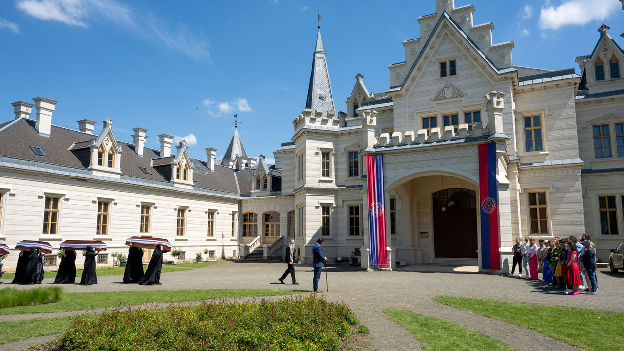 Ő lakott korábban Az Árulók kastélyában