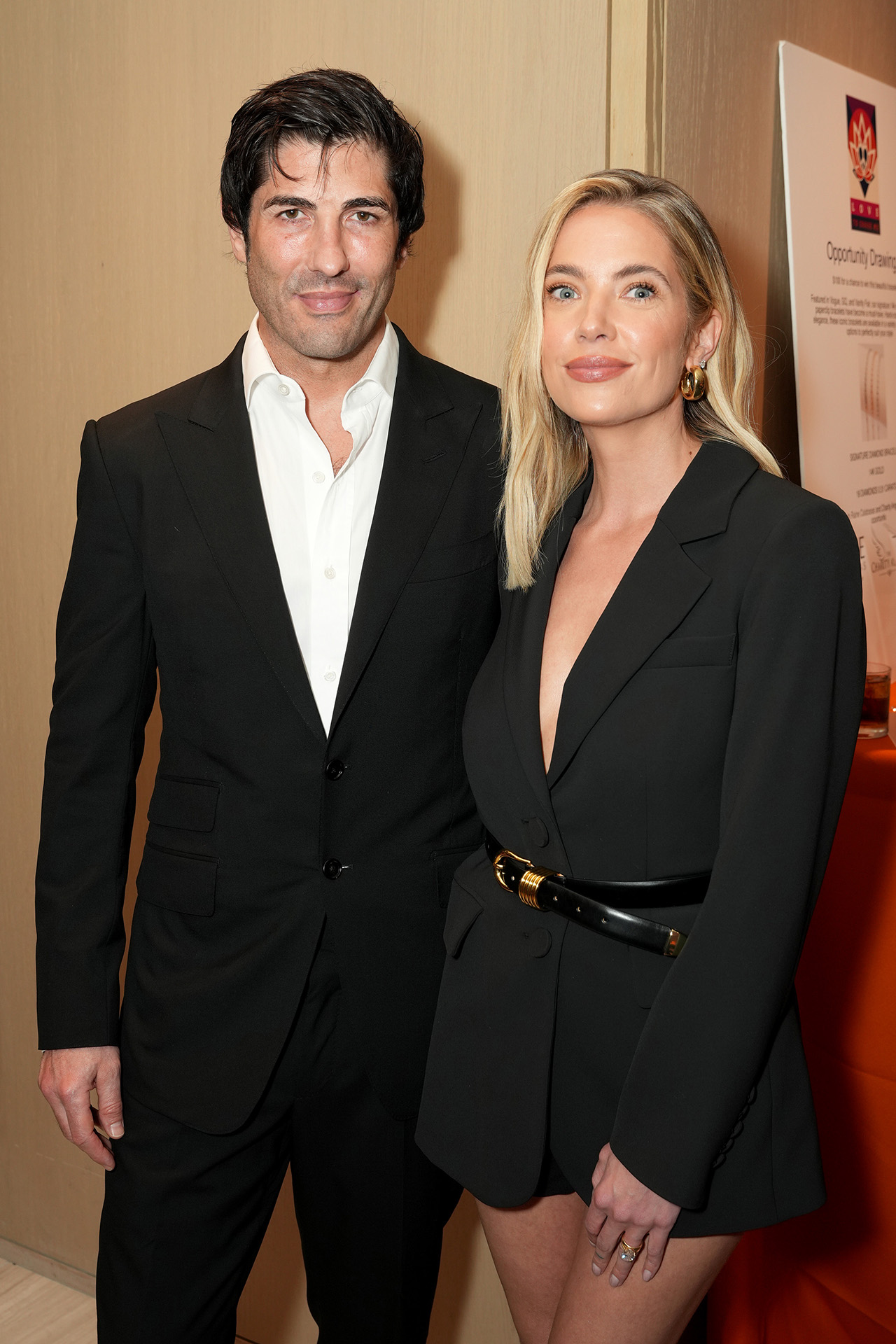 Brandon Davis és Ashley Benson