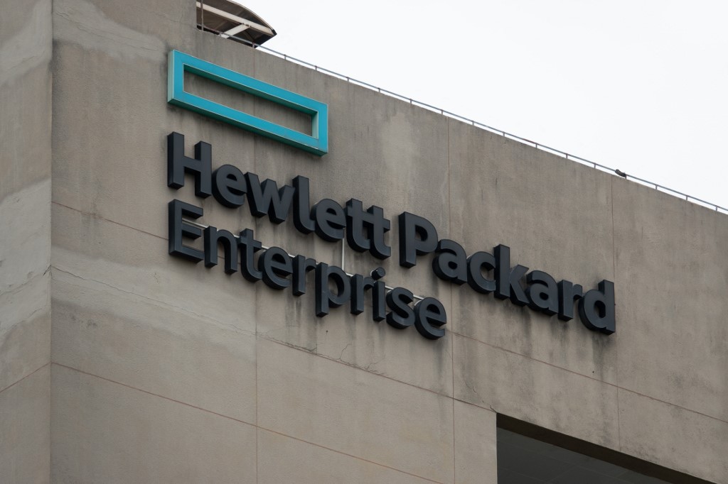 Hewlett packard felirat egy épületen