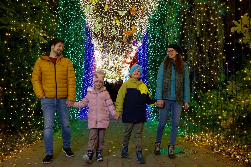 Csodás program az őszi szünetre: Pán Péter fénykiállítás!