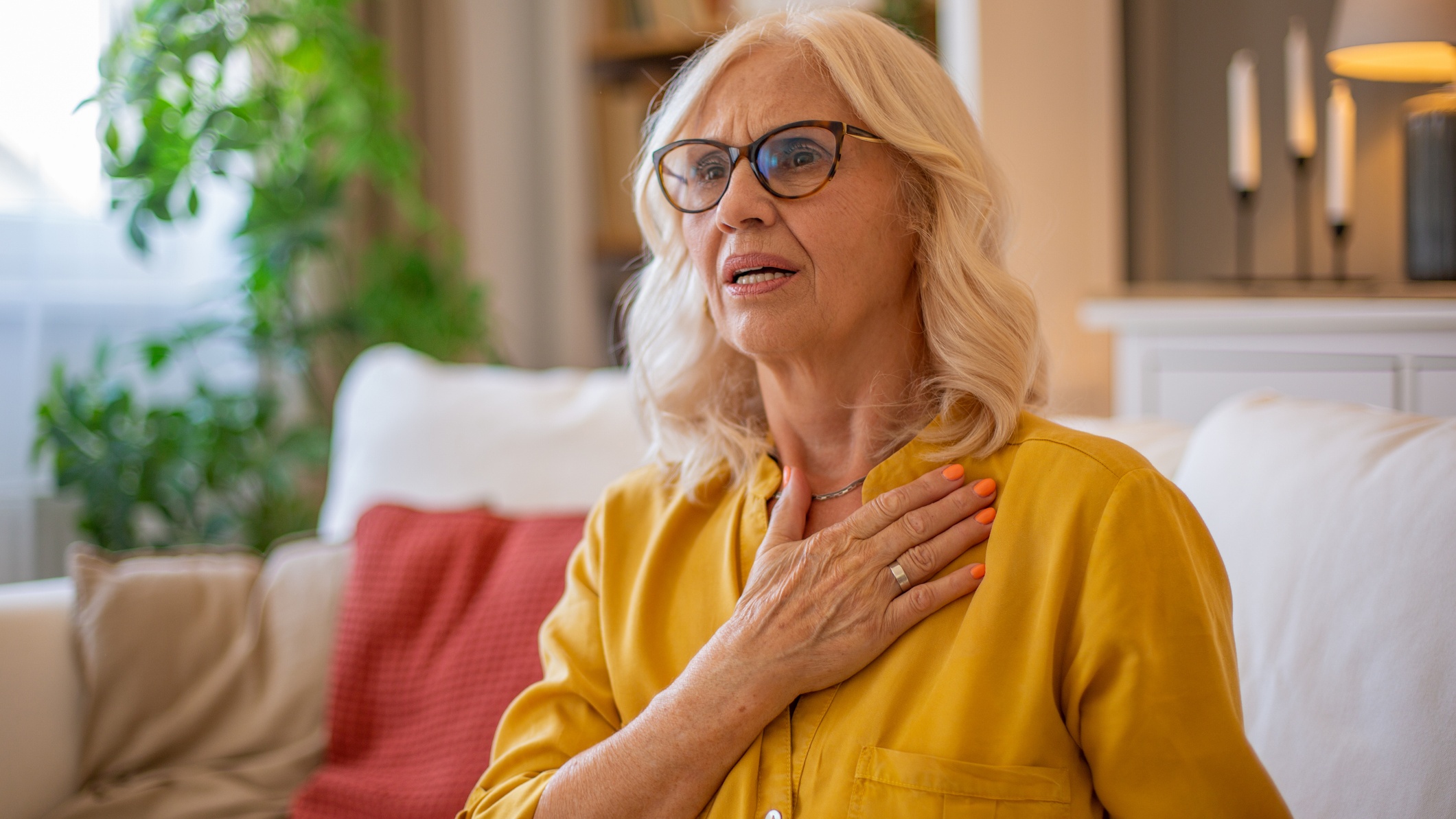 6 intő jel, ami komoly szívproblémára figyelmeztet – és egyik sem a mellkasi fájdalom!