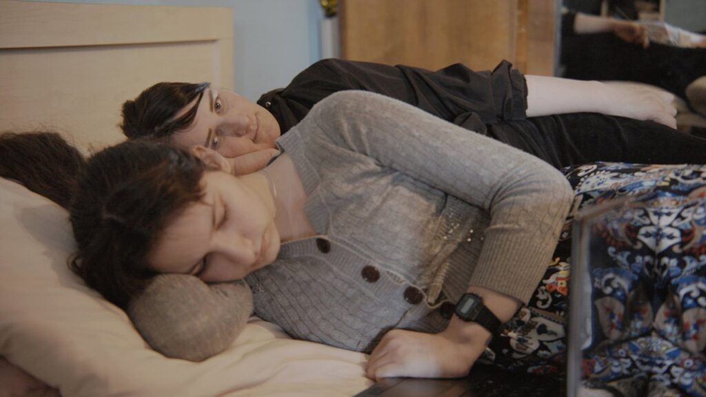 Zhana története, aki másoknak szült, hogy saját lányáról tudjon gondoskodni