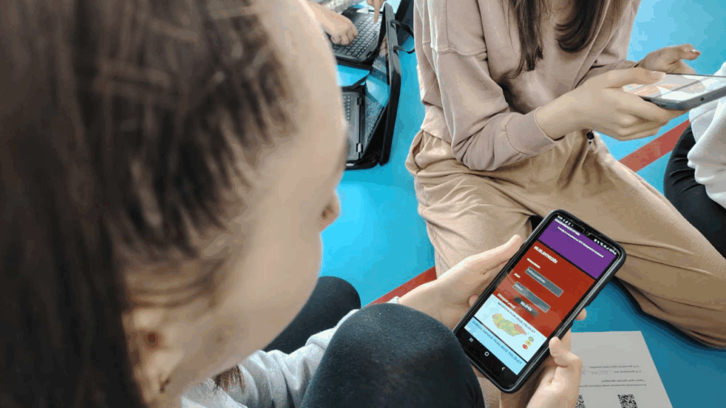 Mozgás és mobil: hogyan tehetjük a digitális eszközöket a gyerekek egészségének szövetségesévé?